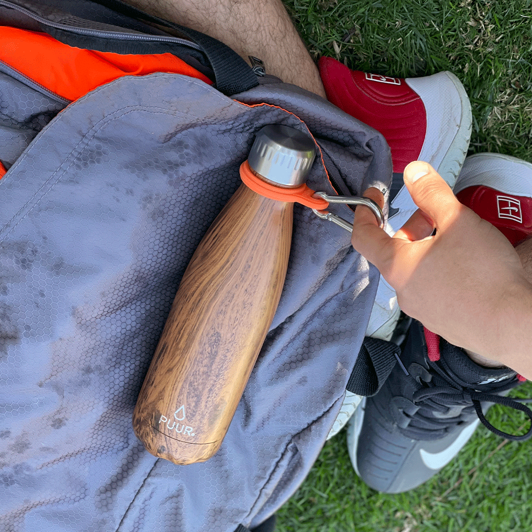 Botella de acero inoxidable de 500 ml que asemeja madera